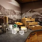 Garni Zugspitz Hotel 3*
