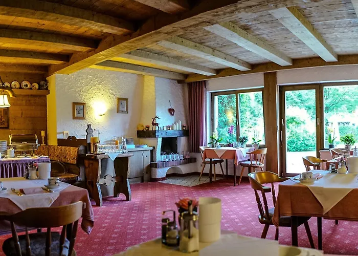Garni Zugspitz Hotel 3*