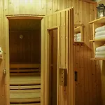 加尼楚格峰酒店 3* 法尔希特