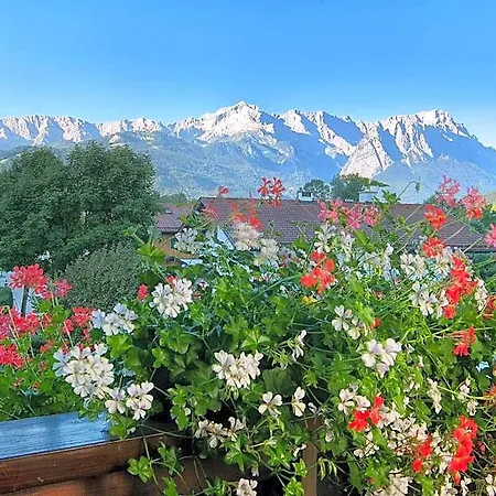 Garni Zugspitz 3*