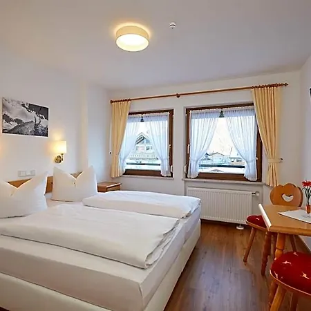 Garni Zugspitz Hotel Farchant